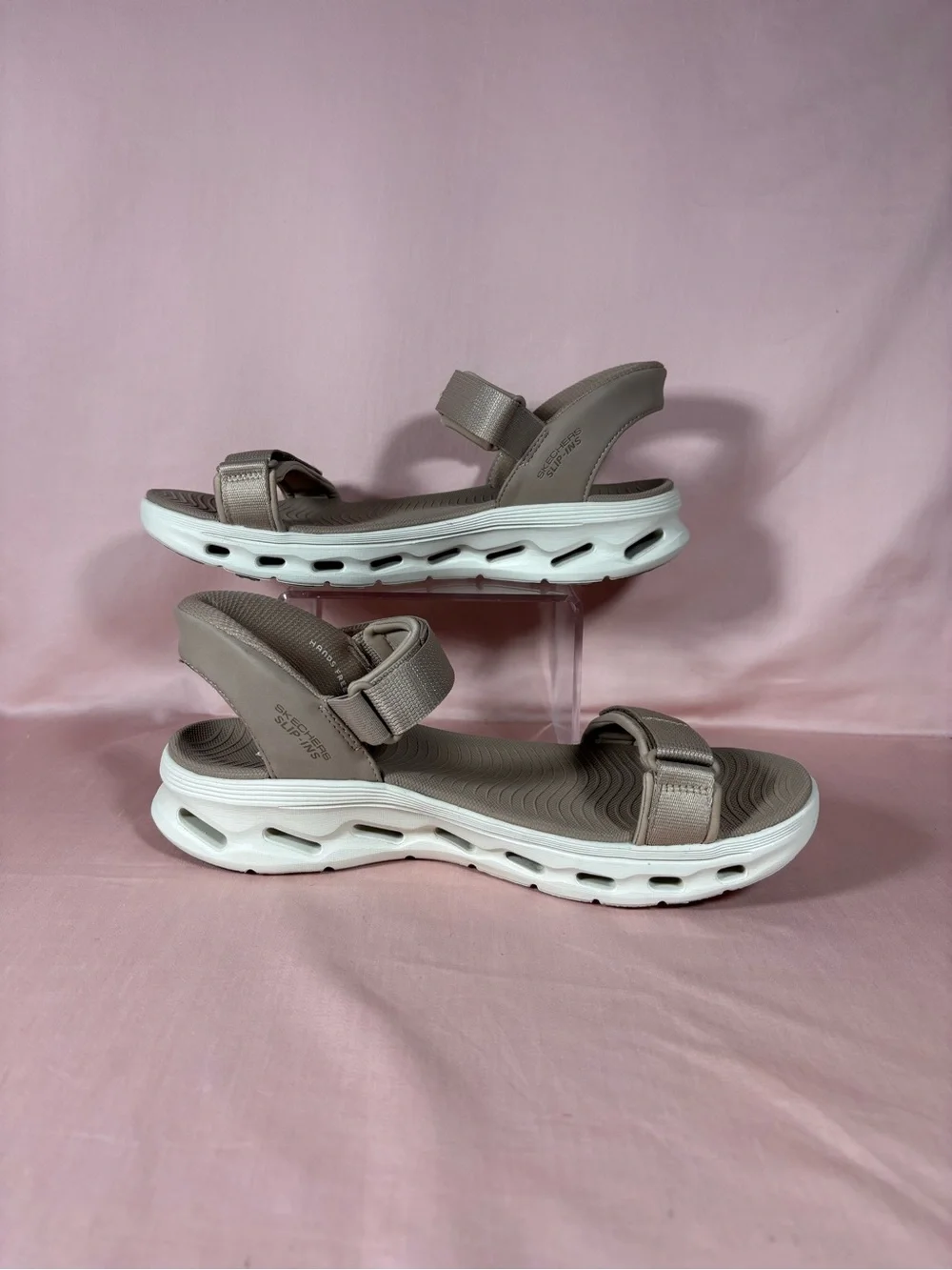 Skechers NWOT Slip-Ins GO WALK Glide Step Hands Free Charlie Tan Sandals SiZ 11